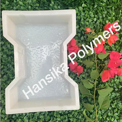 I Shape Plastic Paver Mould - Color: White