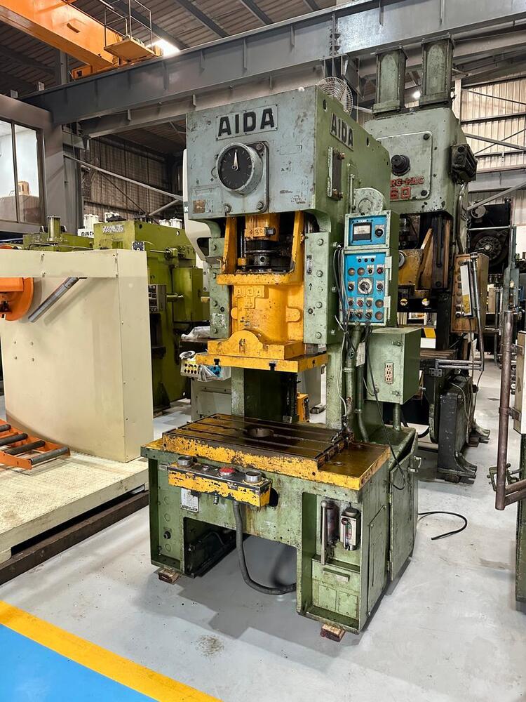 1768 Aida C Frame Single Crank Press - Cap: 45 Tons, Stroke: 140mm, Die Height: 300mm, Adjustment: 60mm, Spm: 5090, Slide: 410x340mm, Bolster: 830x465mm
