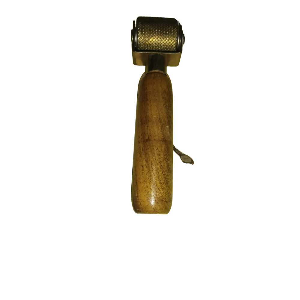 Straight Roller Stitcher - Color: Golden