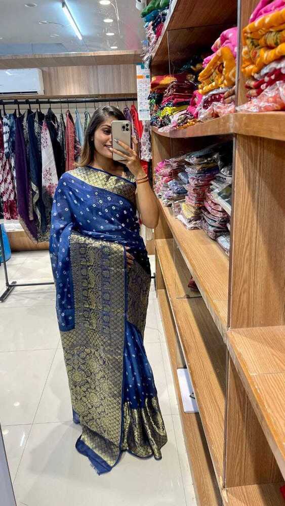 New Kanjivaram Bandhani Saree