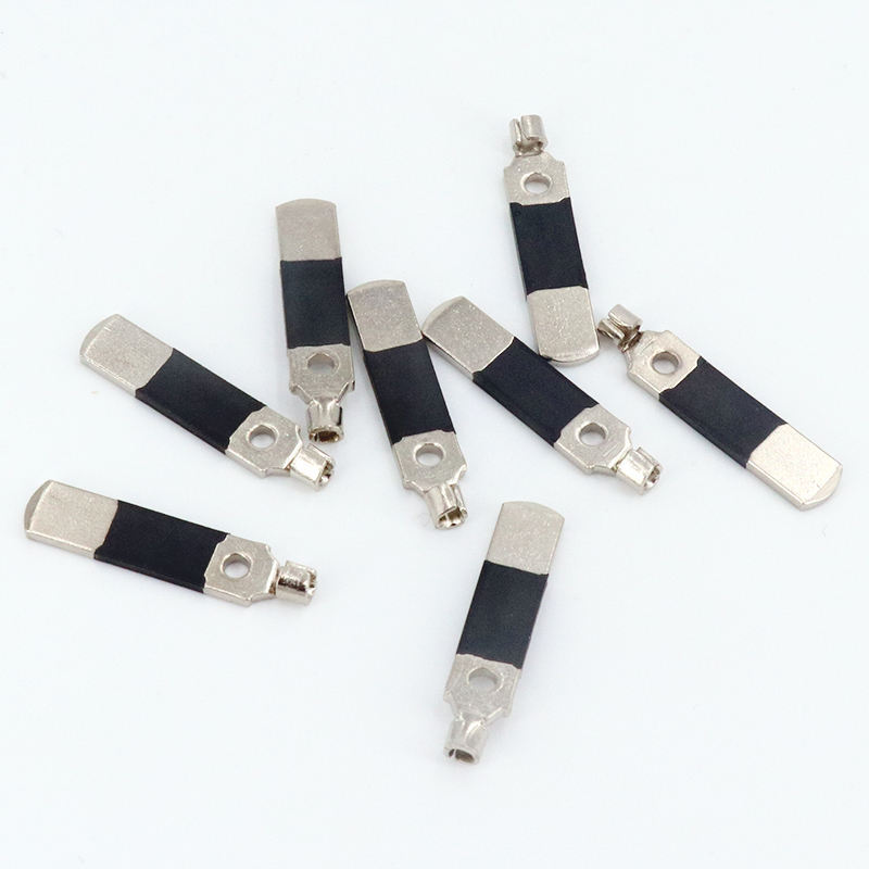 Flat Plug Blade For Ul Pin Bridge - Color: Silver