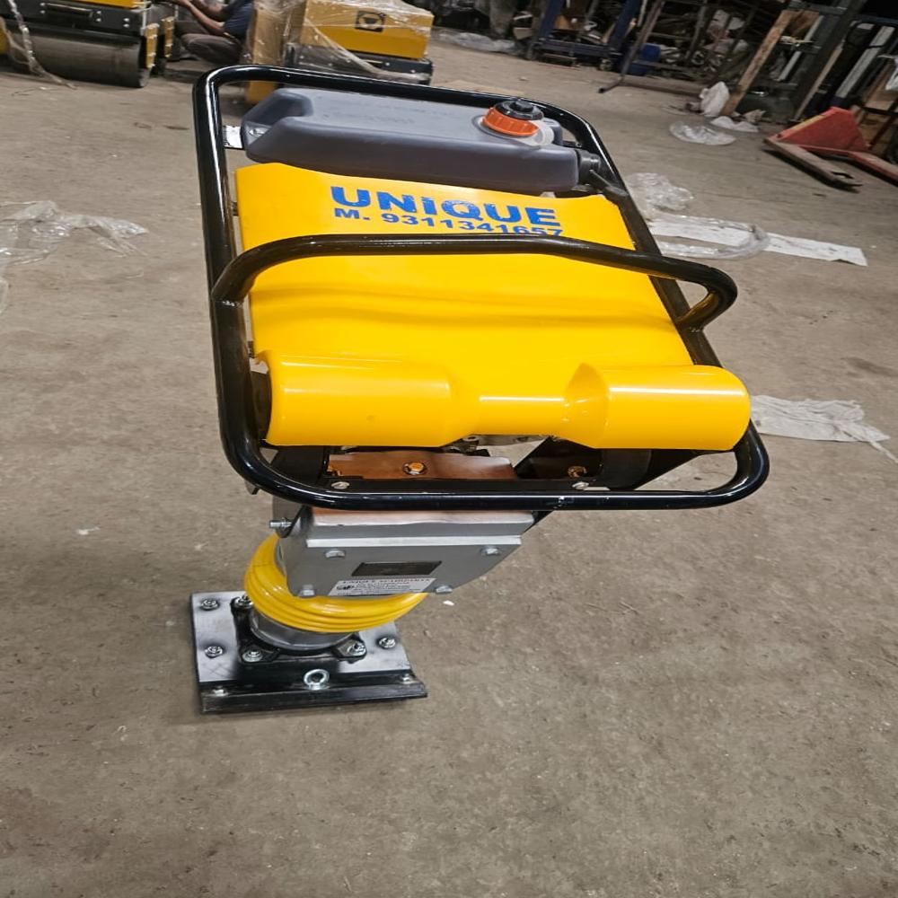 5 Hp Earth Rammer Machine - Capacity: 2 Ltr