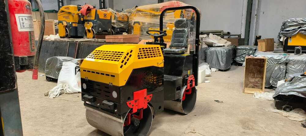 Fvr850 Road Roller Compactor Machine - Automatic Grade: Automatic