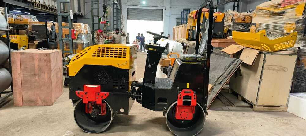 Fvr850 Road Roller Compactor Machine - Automatic Grade: Automatic