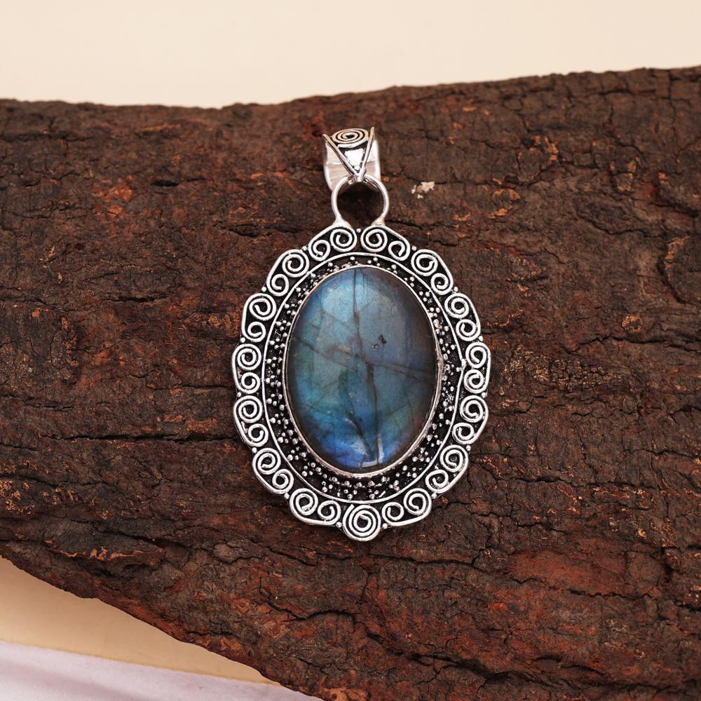 Beautiful Handcrafted Labradorite Pendant in Antique Silver Finish For Your Special Person