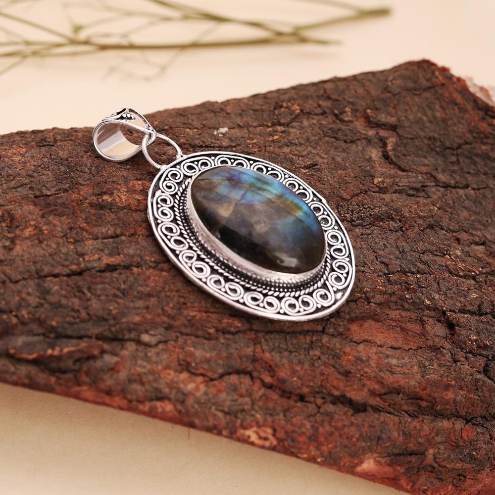 Antique 925 Silver Plated Natural Labradorite Pendant Oval with Spiral Frame and Chain