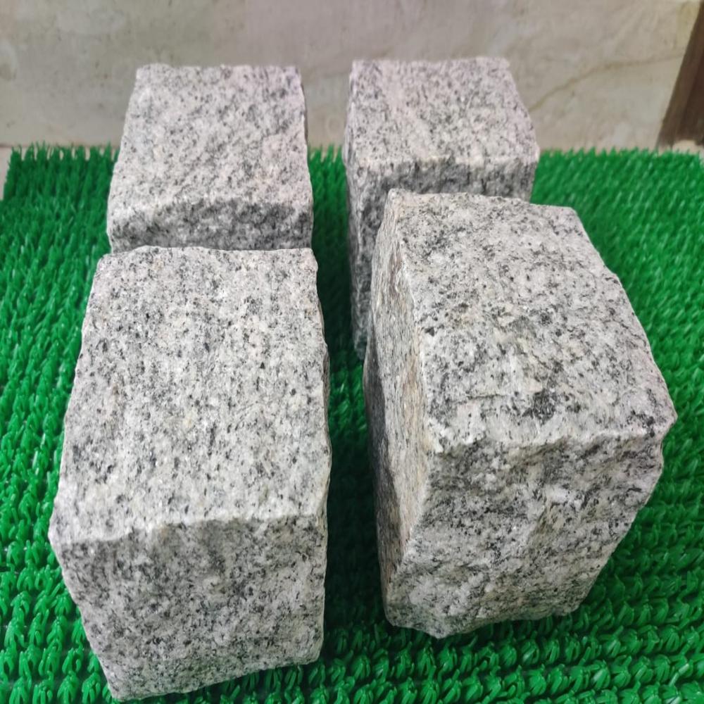 Teak Sandstone Cobbles