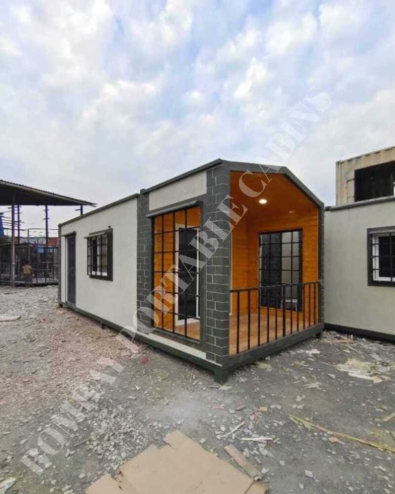 farm house  cabin 20 x 10