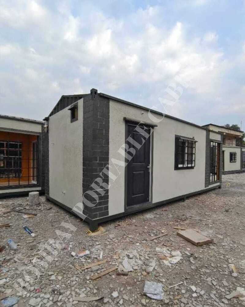 farm house  cabin 20 x 10