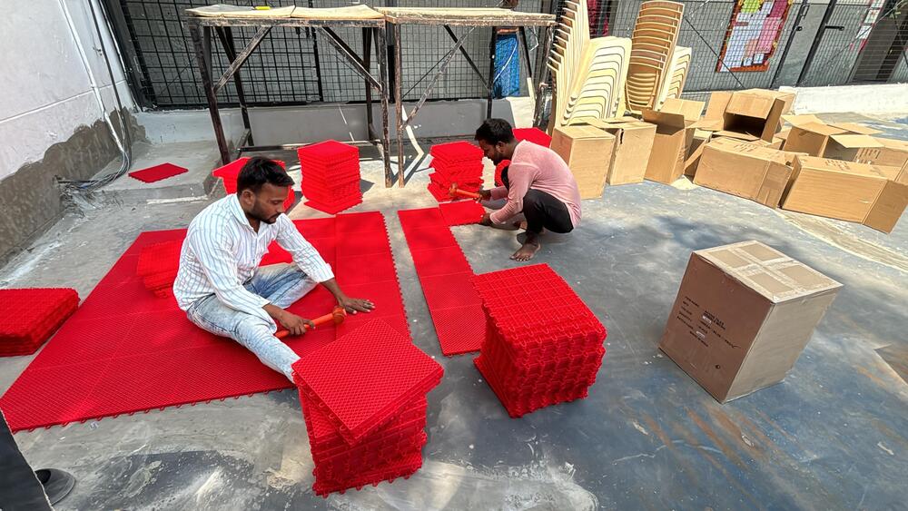 Pp टाइल्स इंटरलॉकिंग सिस्टम