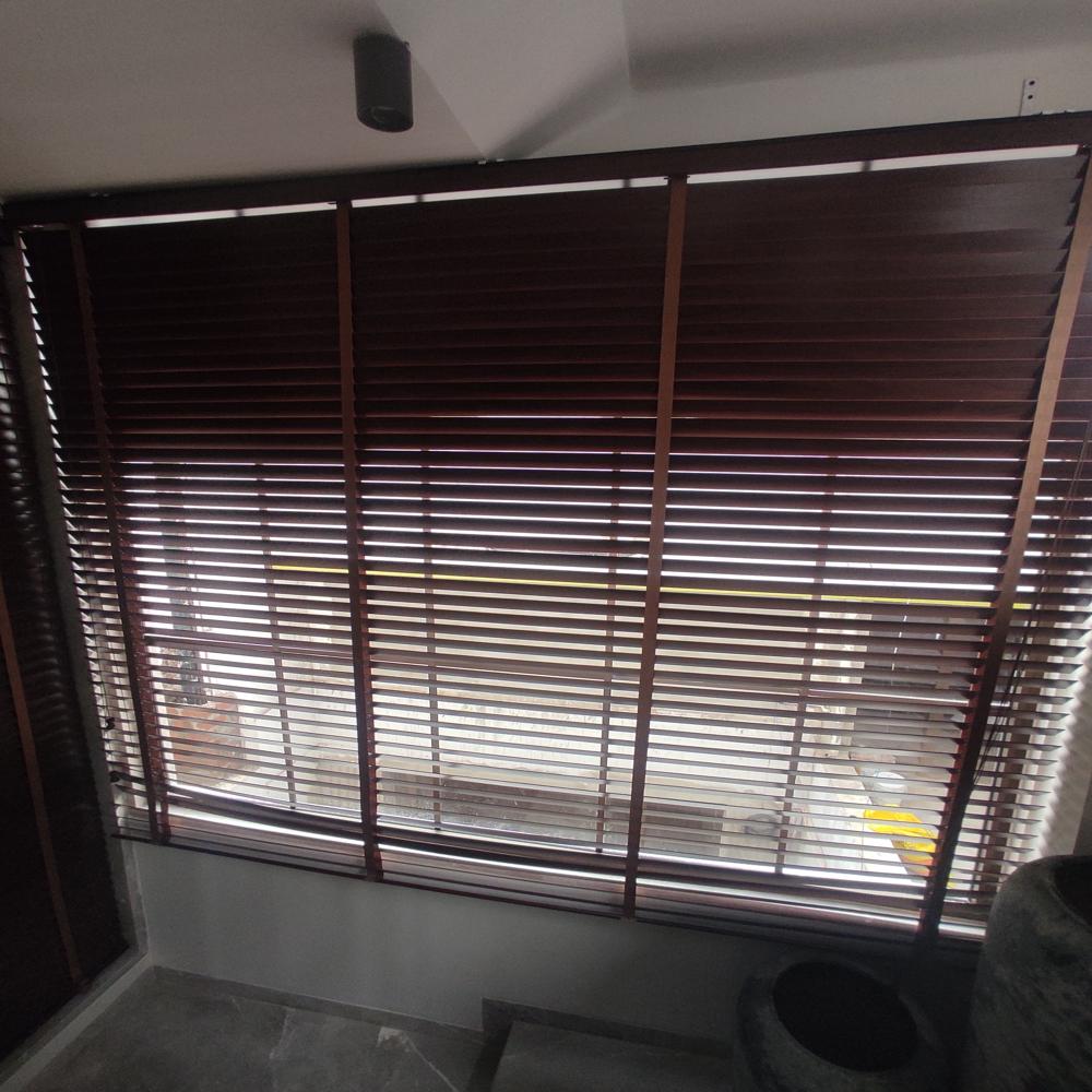 Wooden Zebra Blinds - Polyester Material , Brown Color, Roller Type, Easy Assembly For Home & Office Window Decor