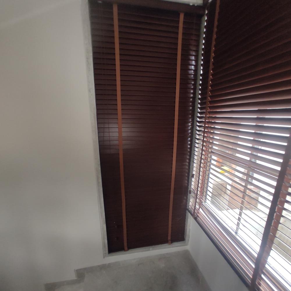 Wooden Zebra Blinds - Polyester Material , Brown Color, Roller Type, Easy Assembly For Home & Office Window Decor