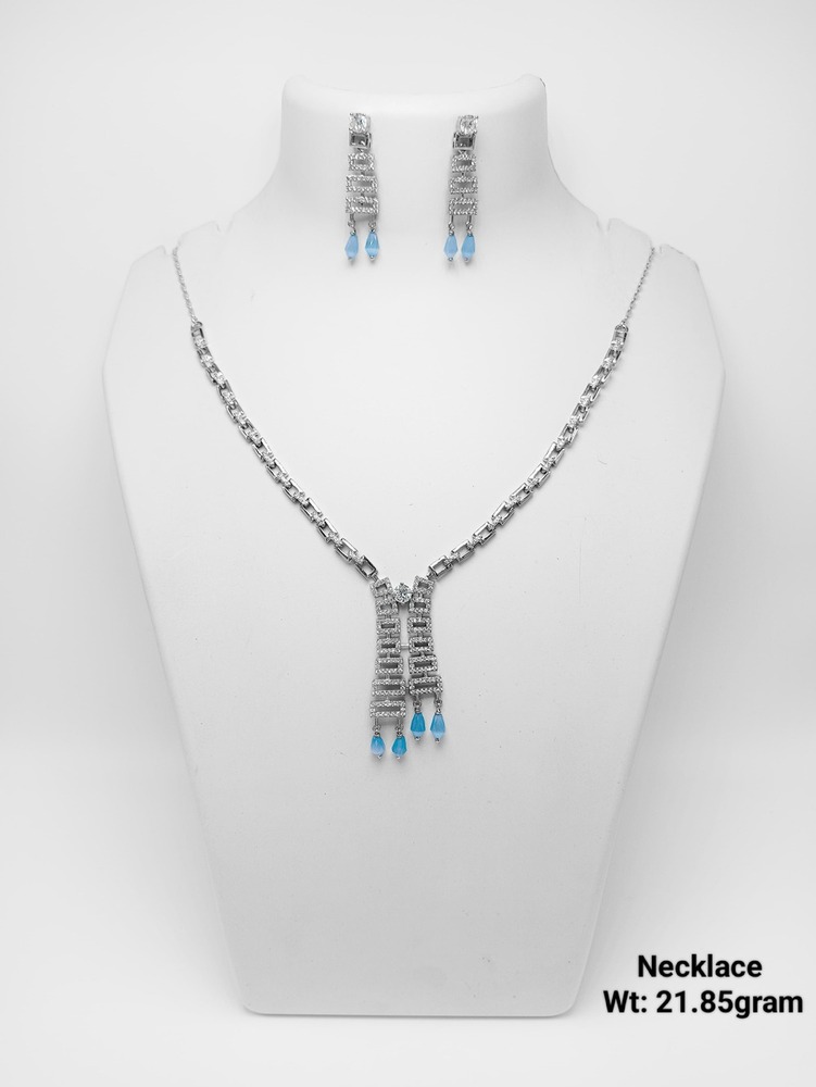 92.5 Silver Nacklace With Earrings