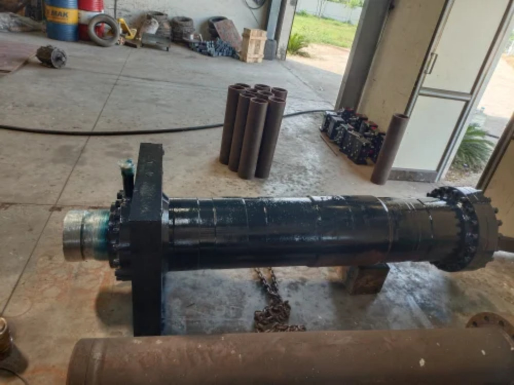 Hydraulic Press Machine Cylinders - Application: Industrial