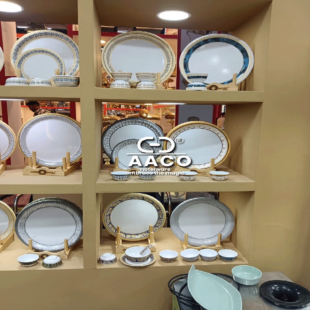 Crockery Dinner Set - Color: Multicolour