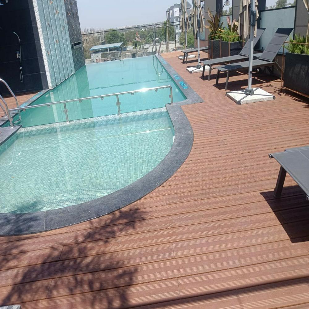 25mm Wpc Exterior Floor Decking - Wood Material, 25mm Thickness, Brown Color | Waterproof, Easy To Install, Smooth Surface Treatment
