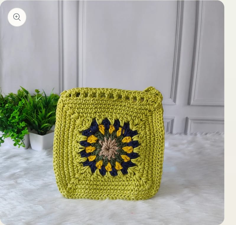 Half Moon Jute Clutch - Color: Brown