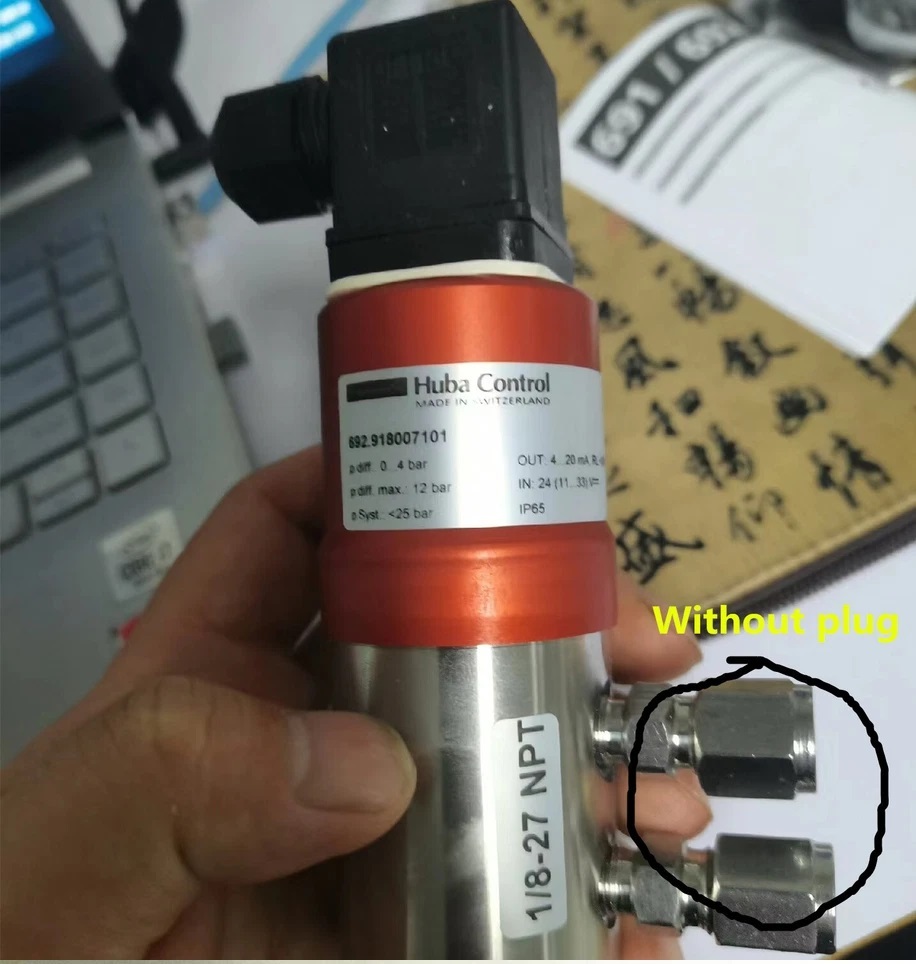 Huba Control Differential Pressure Transmitter 692.918007101 - Application: Process Medium; Gas