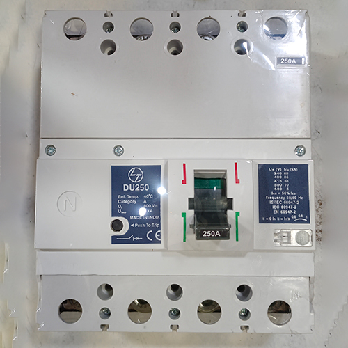 250A MCCB 4Pole