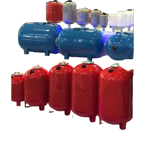 Pressurised Closed Expansion Tank - Capacity: 500 Ltr