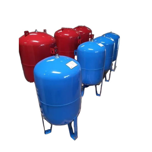 Water Pressure Tank - Color: Red And Blue