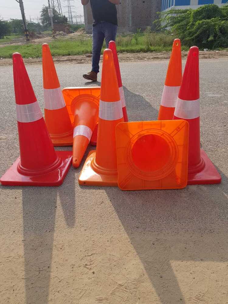 750 Mm Reflective Traffic Cone - Color: Orange And White