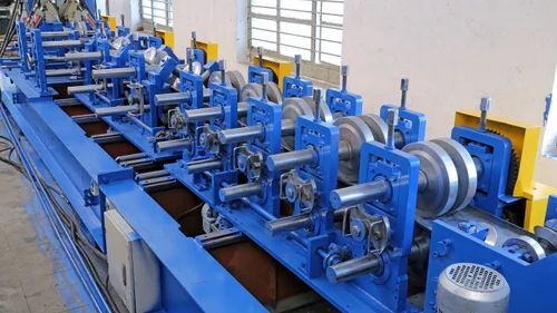 सी और जेड पर्लिन रोल फॉर्मिंग मशीन