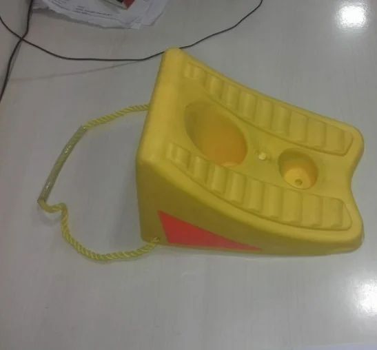 Rubber Wheel Chock - Color: Black