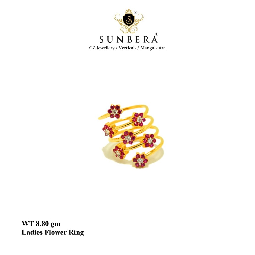 92% New Design Ladies Flower Ring