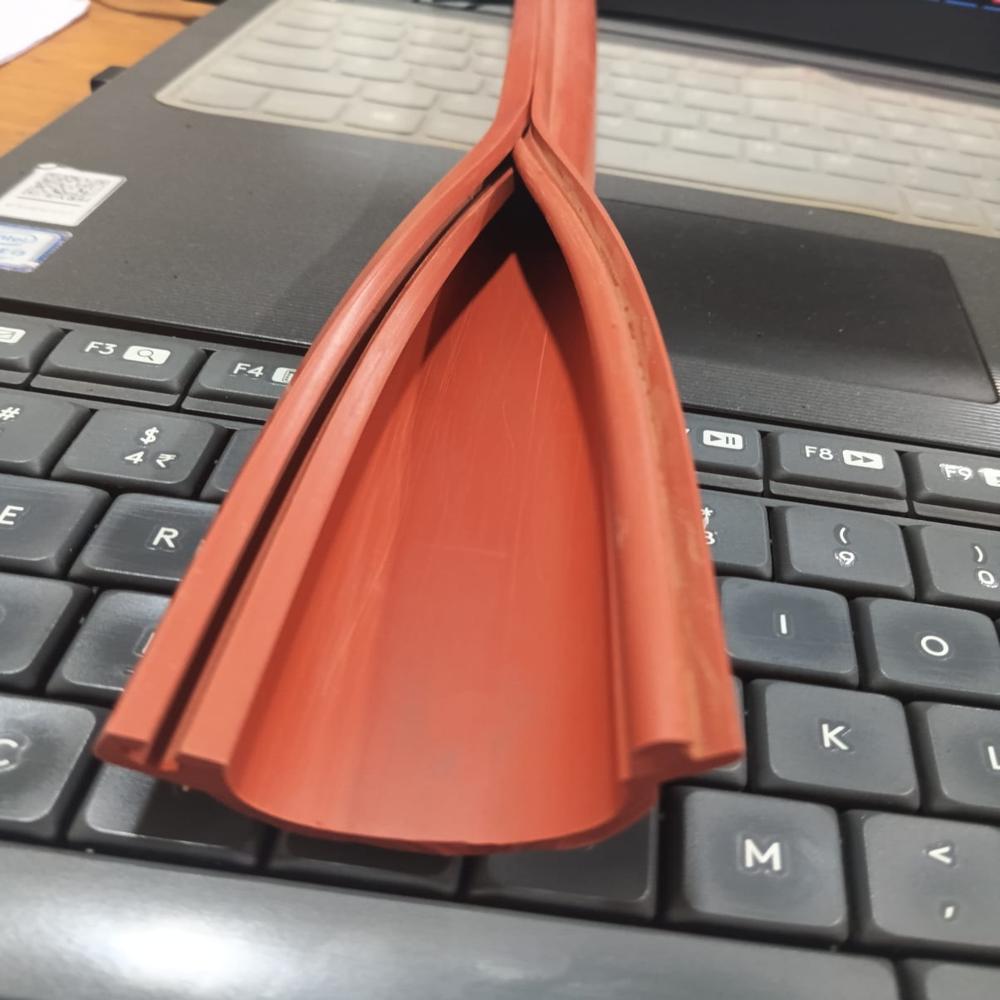 Silicone Electrical Overhead Line Insulation Sleeves - Color: Red/green/black/grey