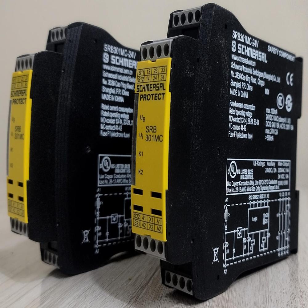 Schmersal  Srb301Mc Dc24 Safety Relay - Color: Black
