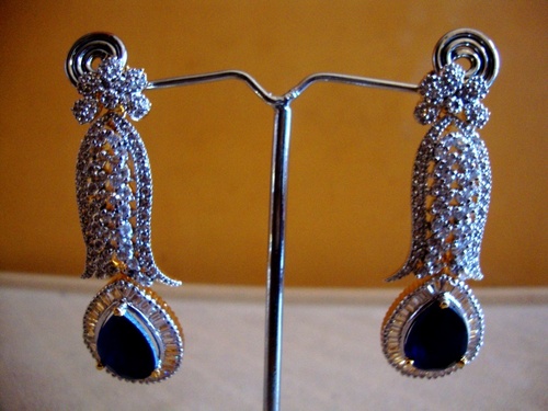 Artificial Earrings - Gender: Women