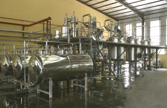 Spice Oleoresin Extraction Plant - Capacity: 500 - 5000 Kg/Day