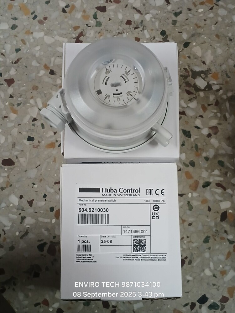 HUBA CONTROL 604.9500001 DIFFERENTIAL PRESSURE SWITCH 10-50 MBAR