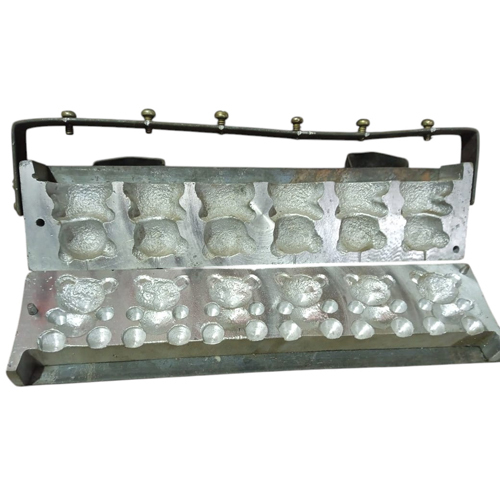 Teddy Bear Shape Manual Candle Making Machine - Color: Silver