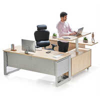 CZAR1014 Director Desk