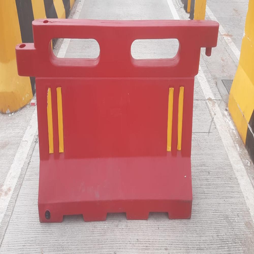 road safety barrier