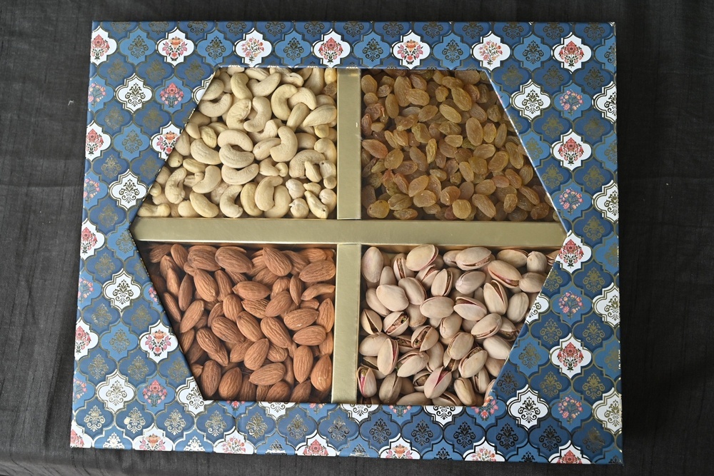Dry Fruit Customize Gift Box - Color: Multicolor
