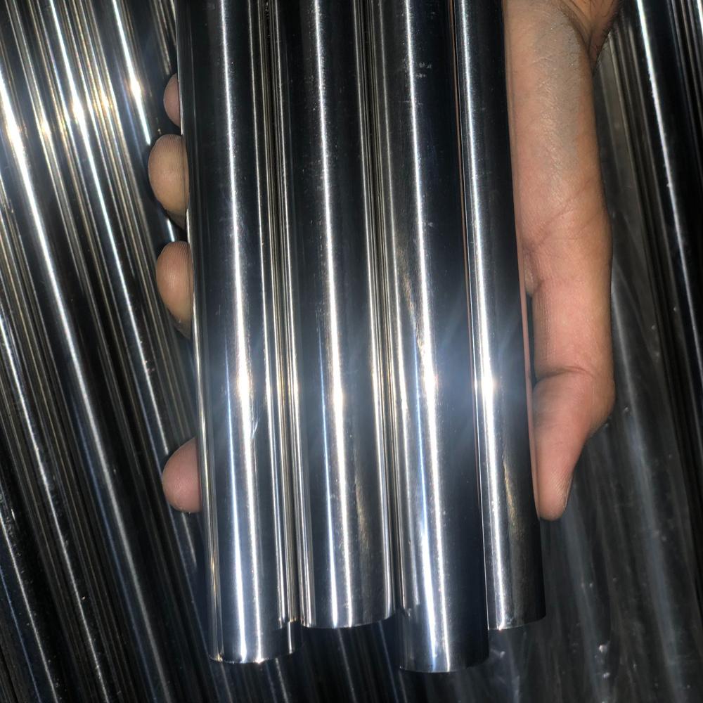 Stainless steel welded pipe
