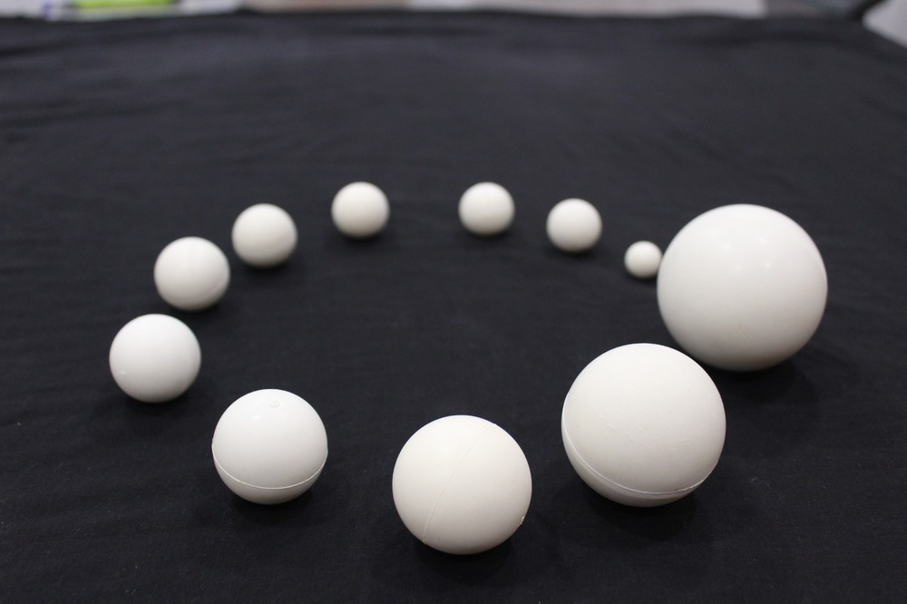 Rubber Ball 35Mm For Cleaning And De Stonning In Seed Mills - Color: White