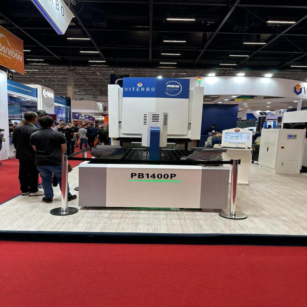 Panel Bender Machine - Automatic Grade: Automatic