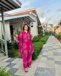 HEAVY  GEORGEETE SUIT