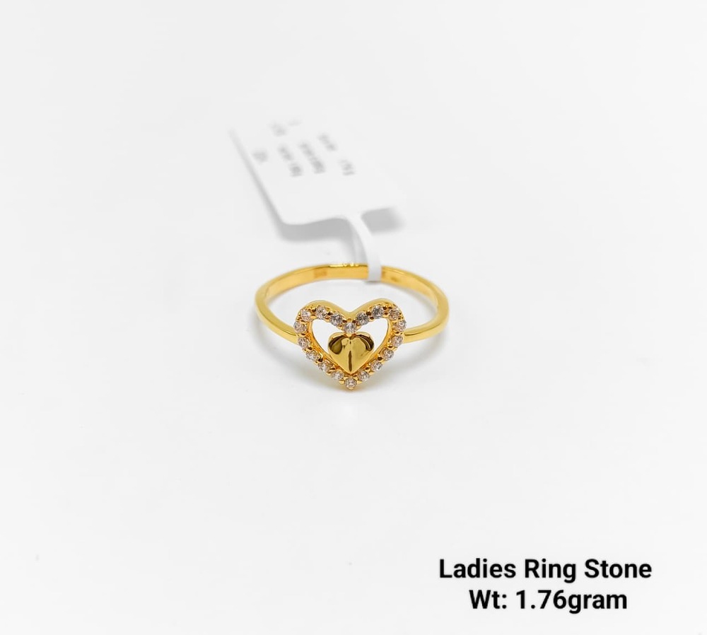 92% New Design Gold Ladies Ring Stone