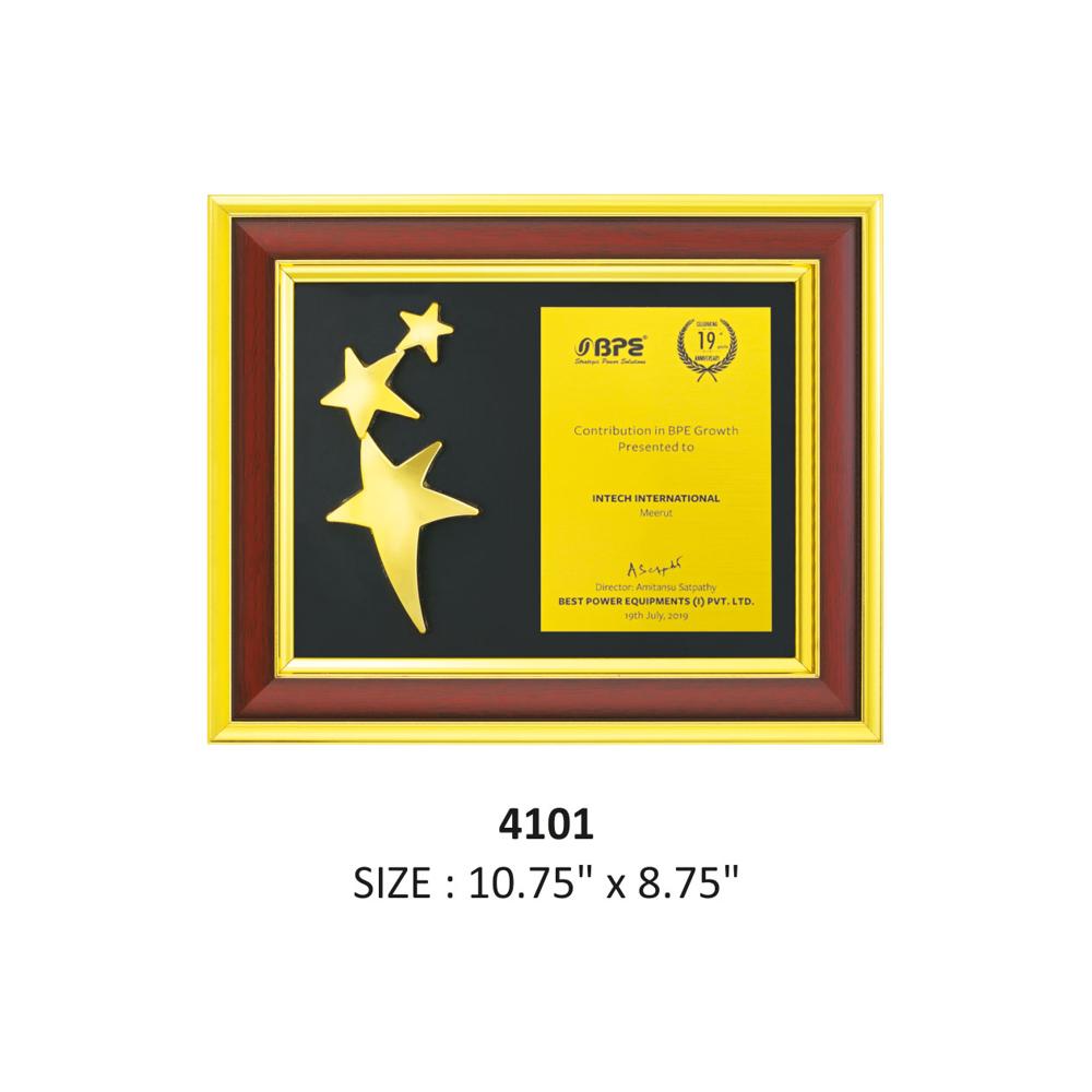 Wooden Memento With Medal