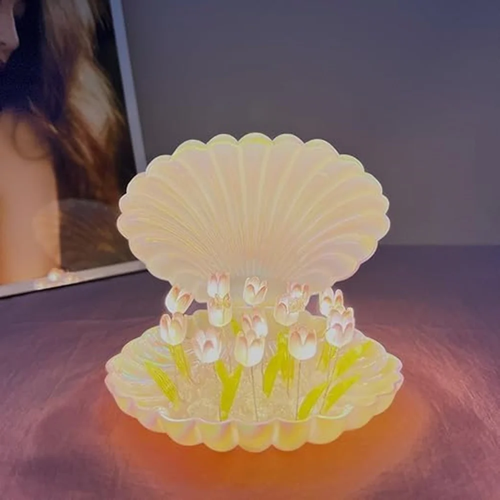 Pearl Tulip Lamp
