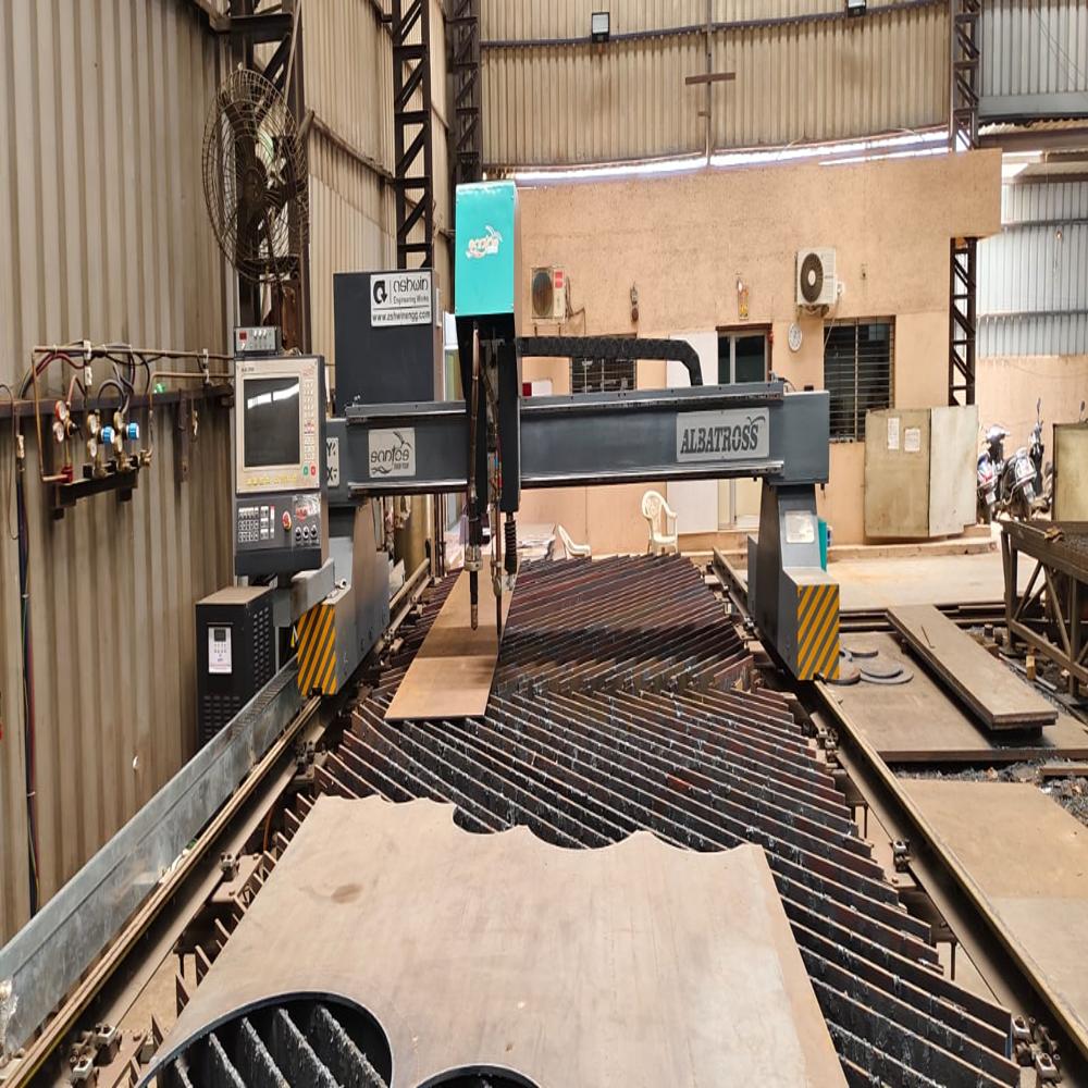 Cnc Plasma Cutting Machine - Automatic Grade: Automatic