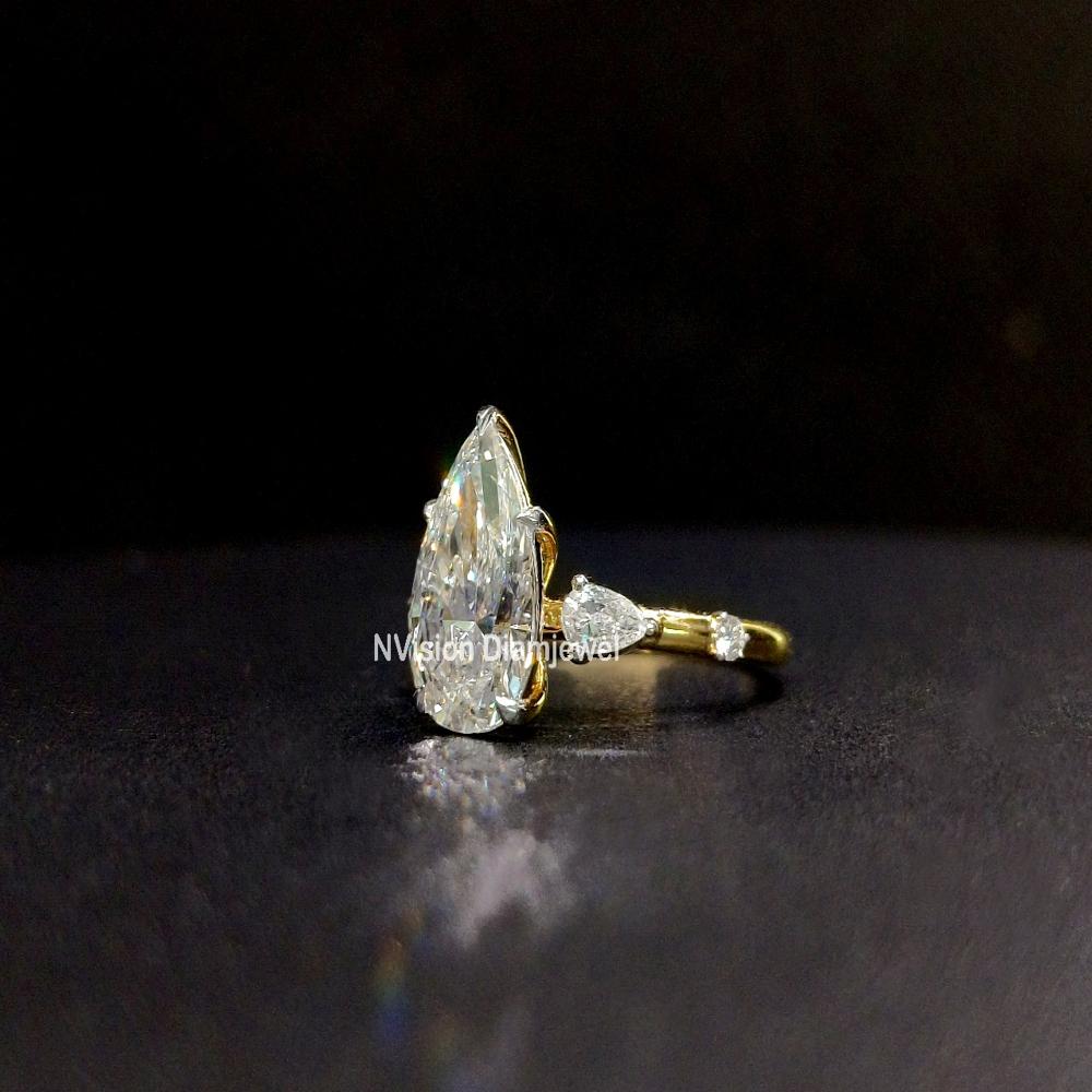 Dewdrop Treasure Labgrown Pear Solitaire Diamond Ring - Diamond Carat Weight: 2.23 Carat