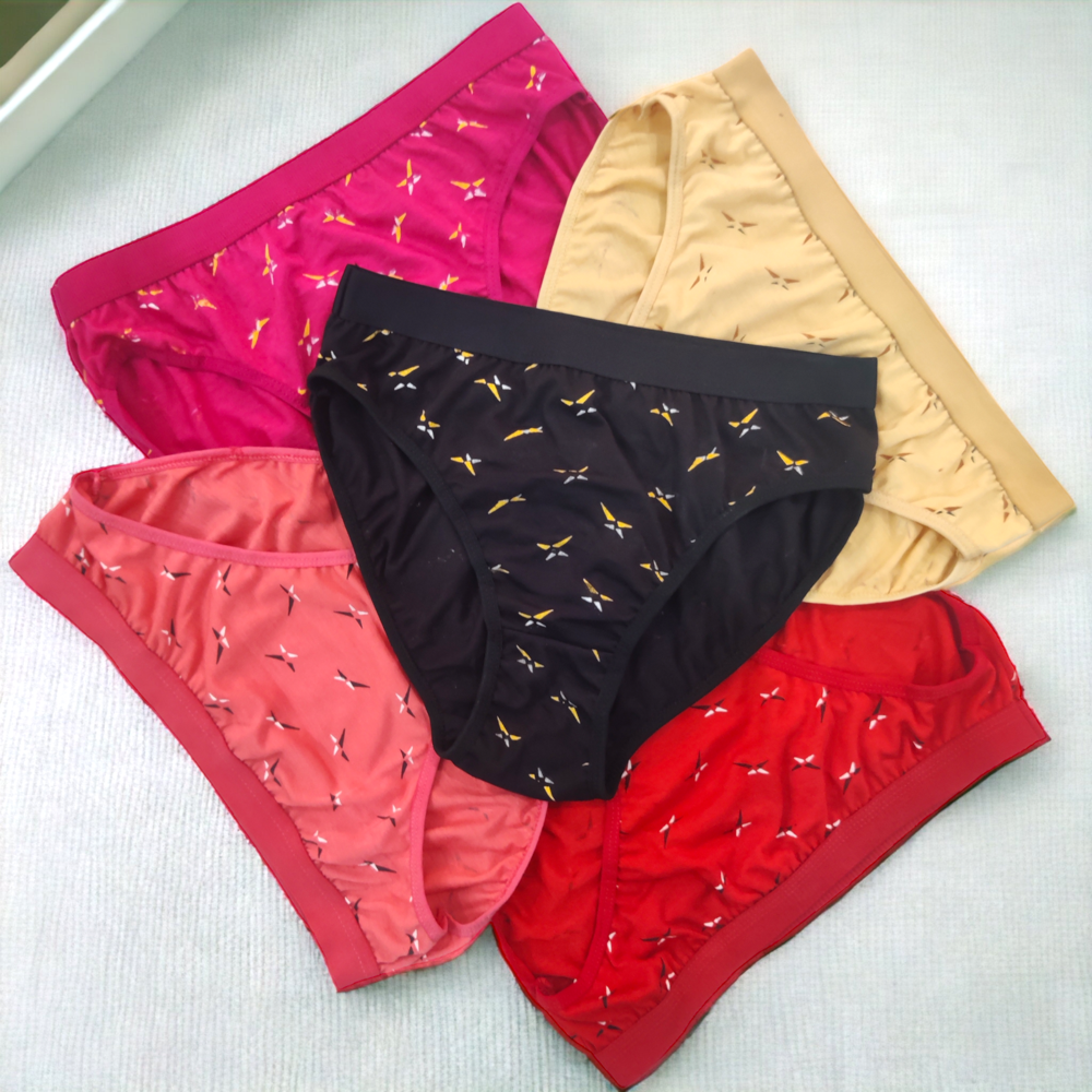 Trendy Printed Briefs - Color: Multi