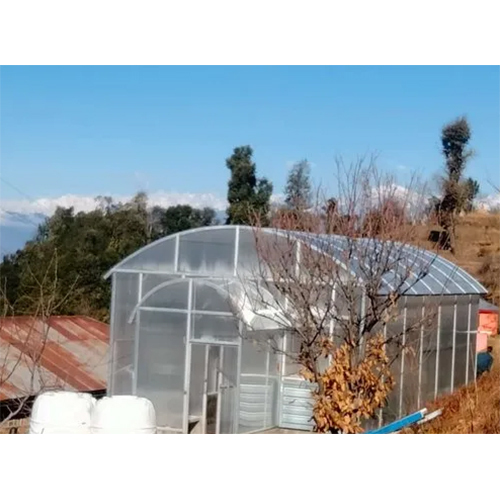 Hi Tech Polycarbonate Greenhouse - Advantage: Controlled Environment