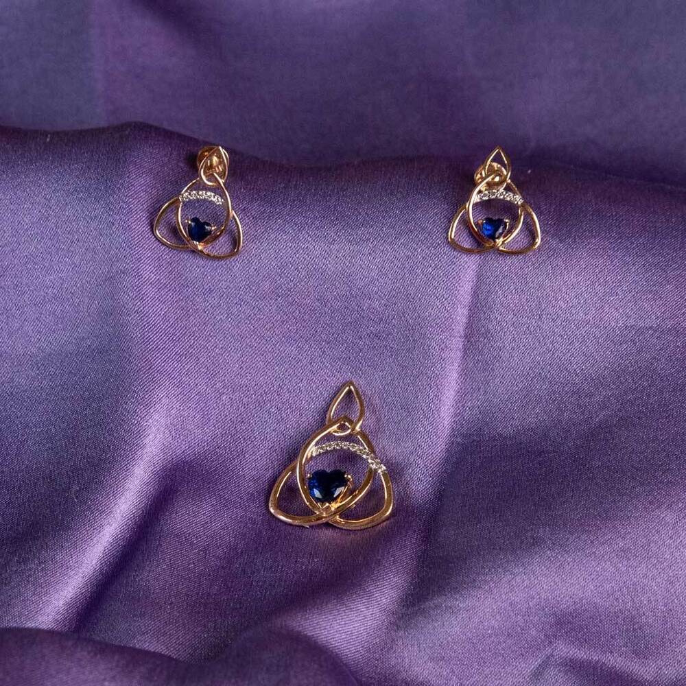 Blue Diamond Pendant Set